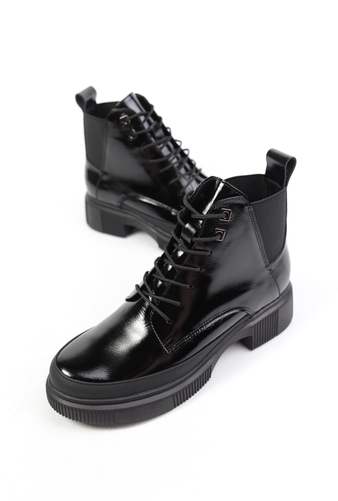 картинка Ботинки кожаные Benito от магазина Pratik