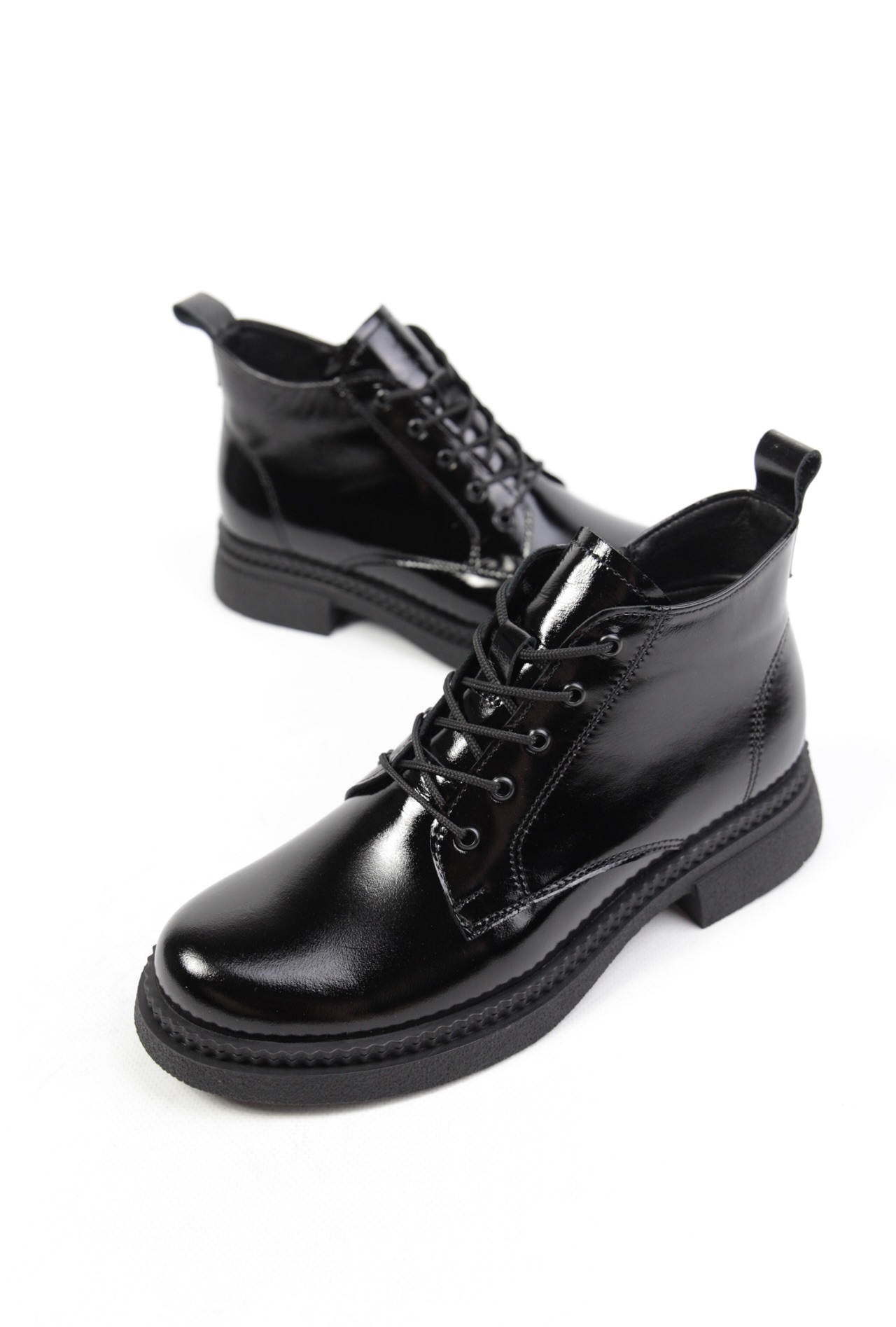 картинка Ботинки кожаные Benito от магазина Pratik