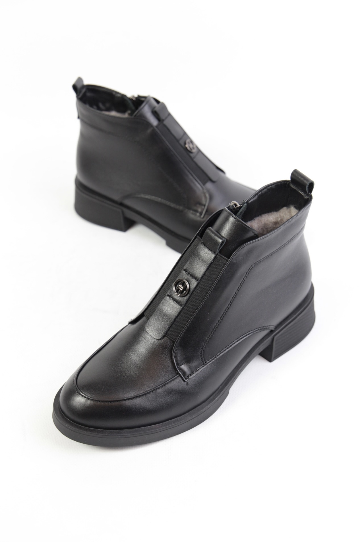 картинка Ботинки кожаные Benito от магазина Pratik