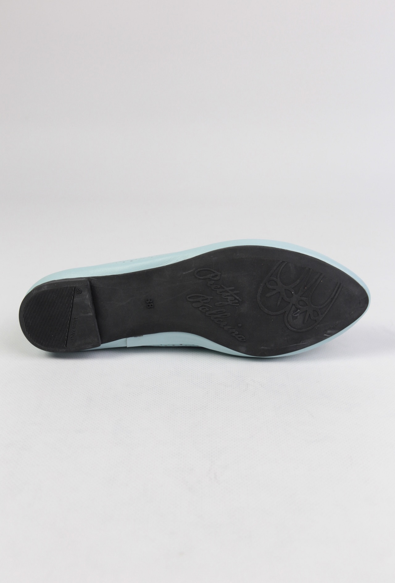 картинка Балетки кожаные Benito от магазина Pratik