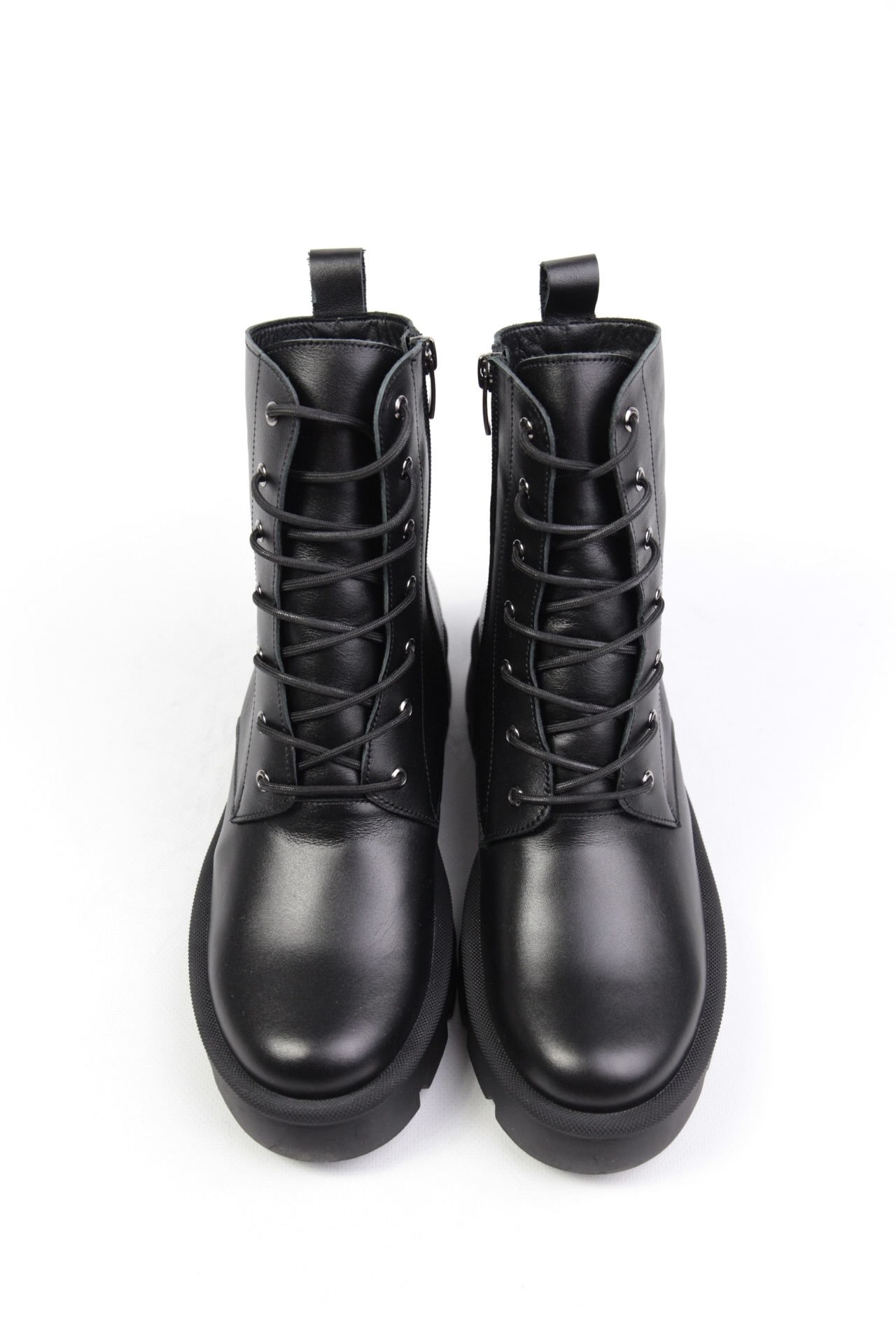 картинка Ботинки кожаные Benito от магазина Pratik