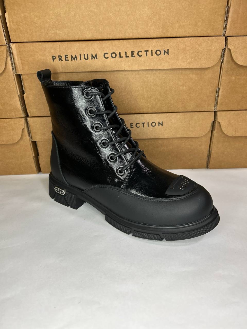 картинка Ботинки кожаные Benito от магазина Pratik