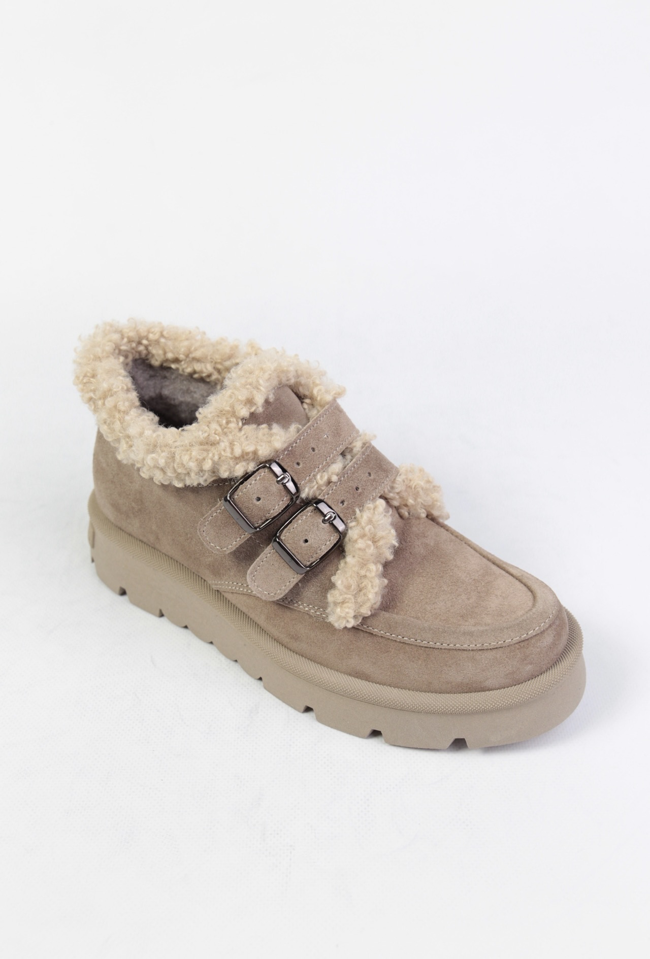 картинка Ботинки замшевые Benito от магазина Pratik