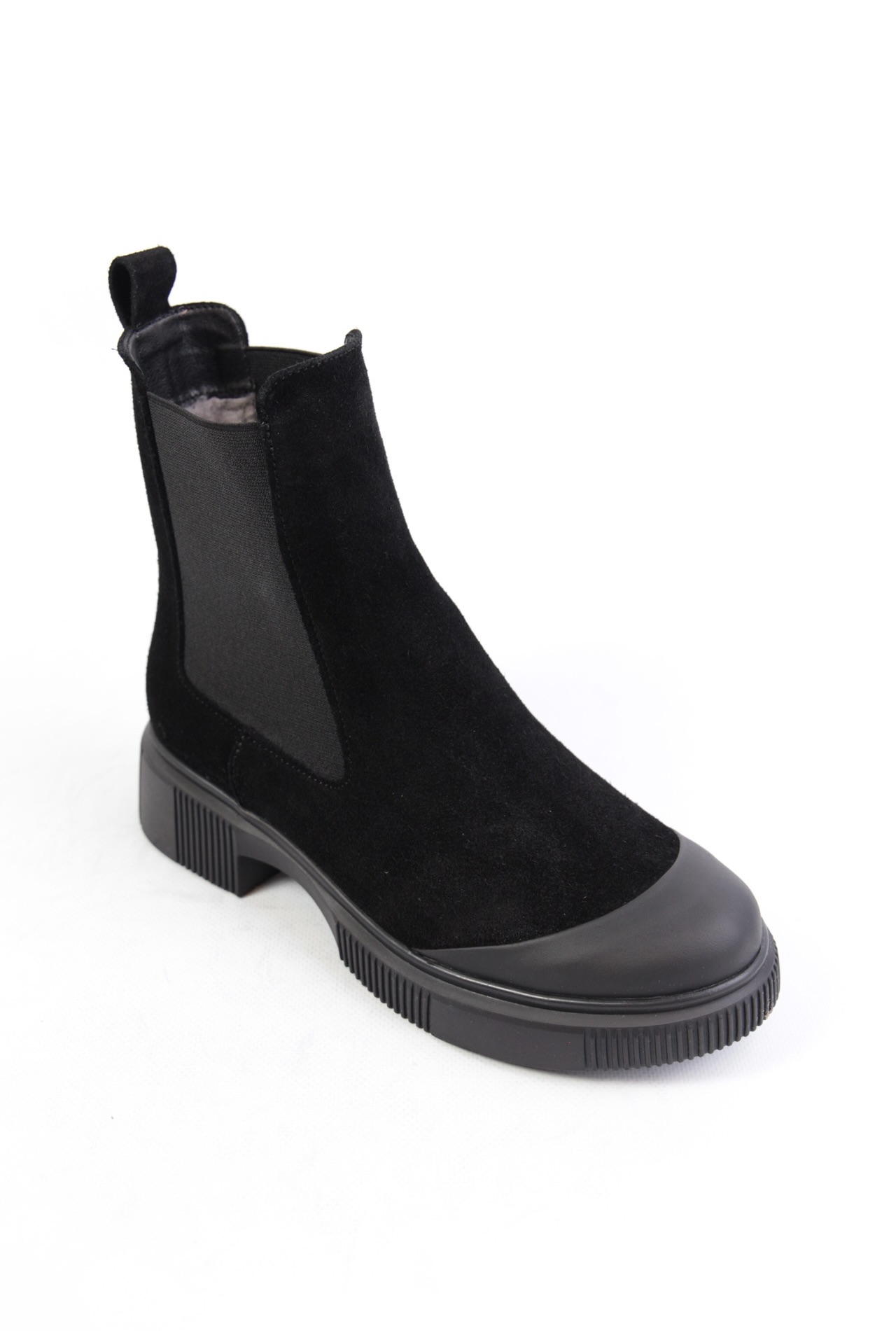 картинка Ботинки замшевые Benito от магазина Pratik