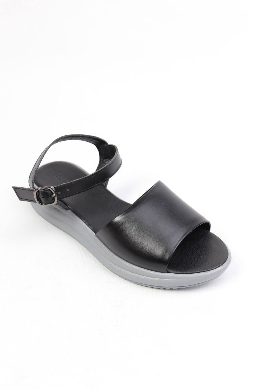 картинка Босоножки кожаные Benito от магазина Pratik