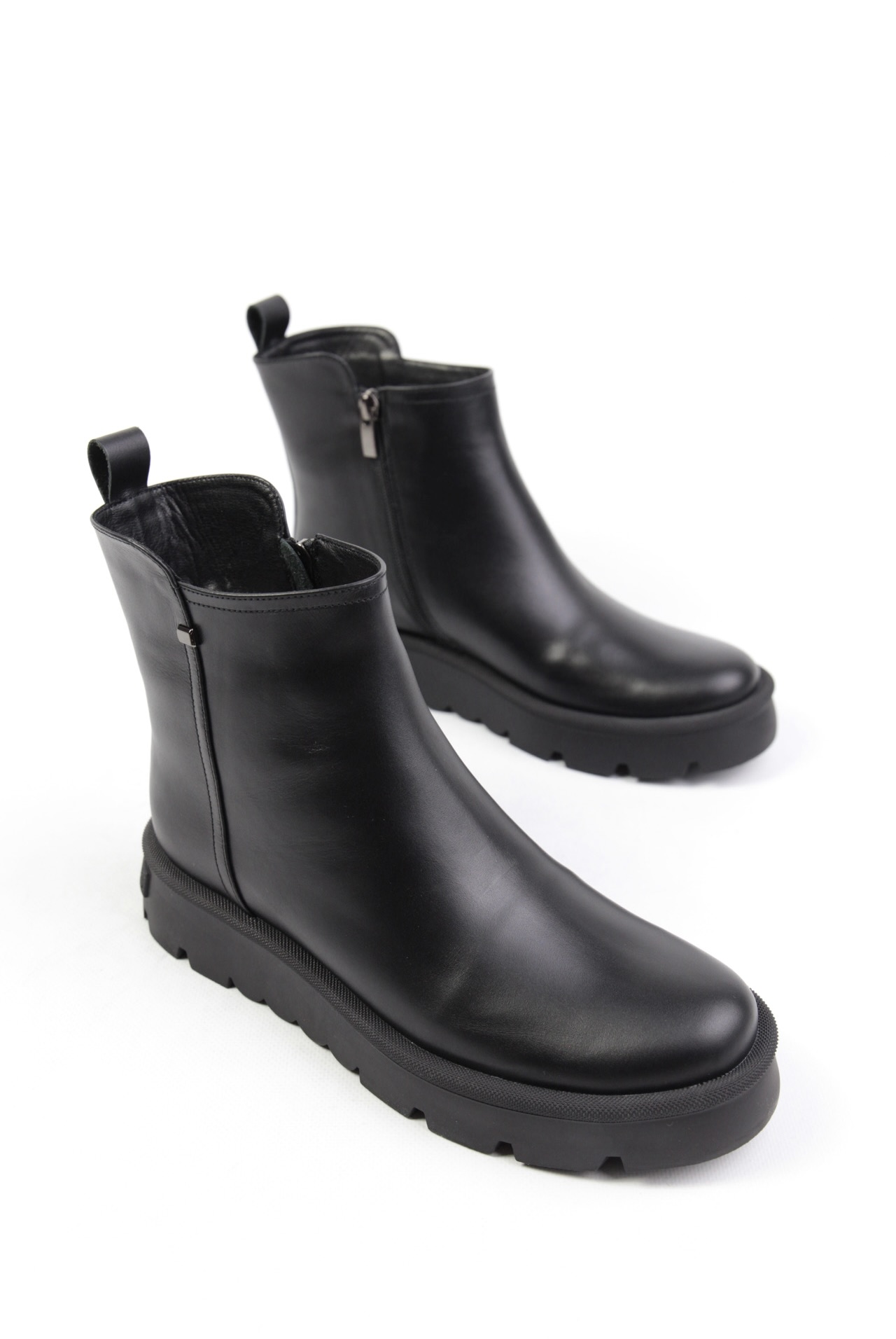 картинка Ботинки кожаные Benito от магазина Pratik