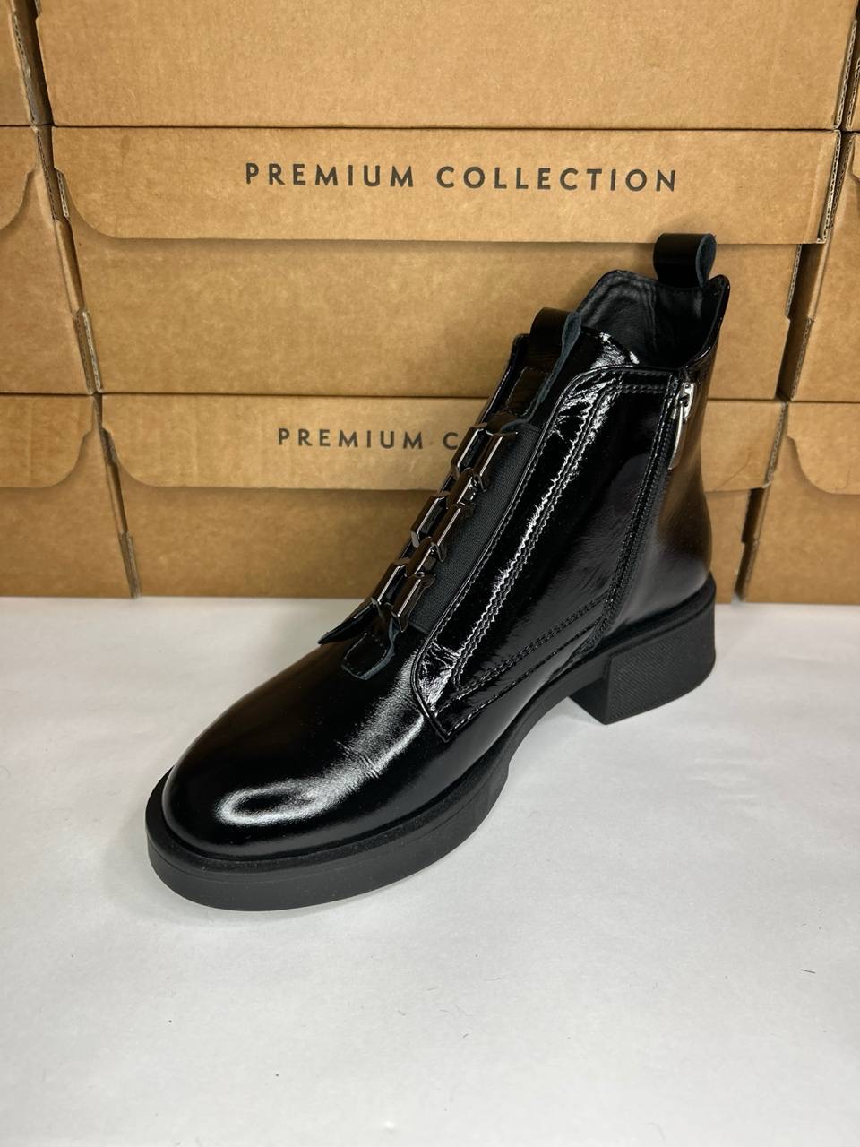 картинка Ботинки кожаные Benito от магазина Pratik