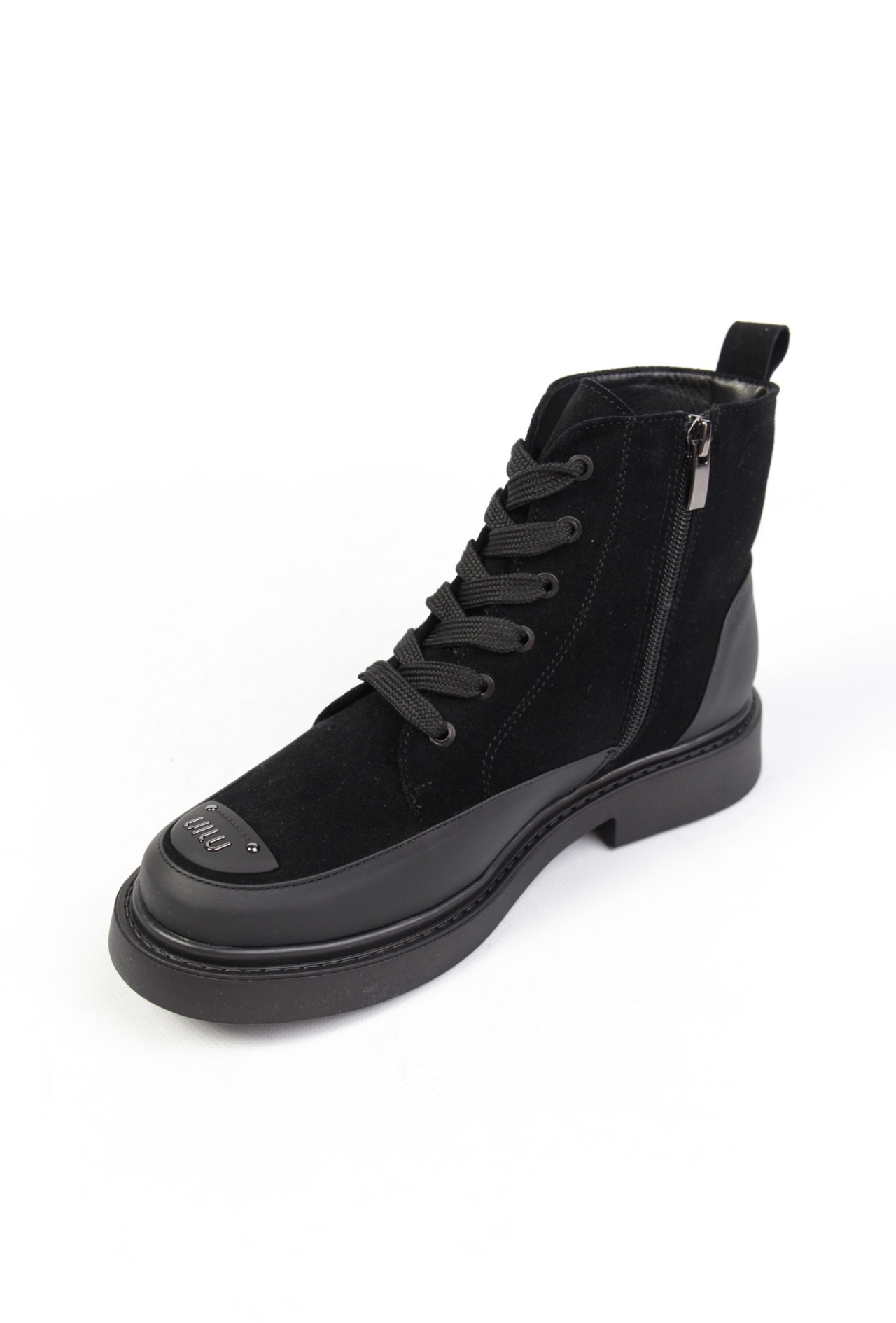 картинка Ботинки замшевые Benito от магазина Pratik