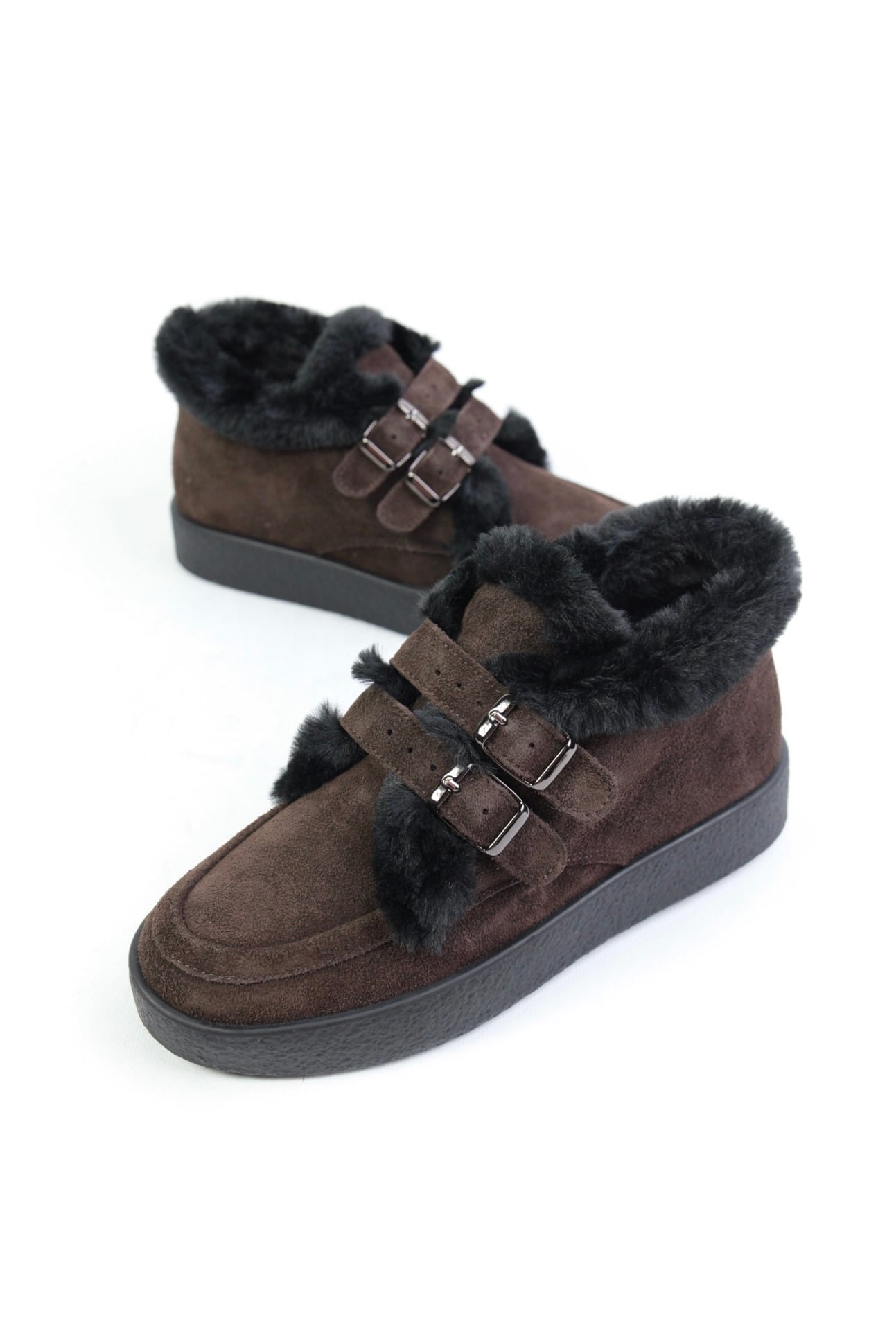 картинка Ботинки замшевые Benito от магазина Pratik