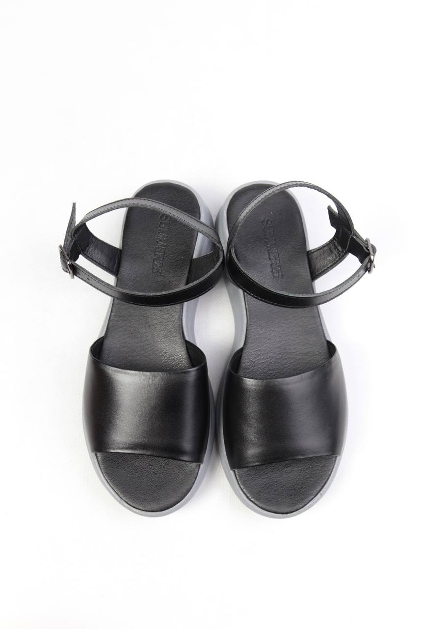 картинка Босоножки кожаные Benito от магазина Pratik