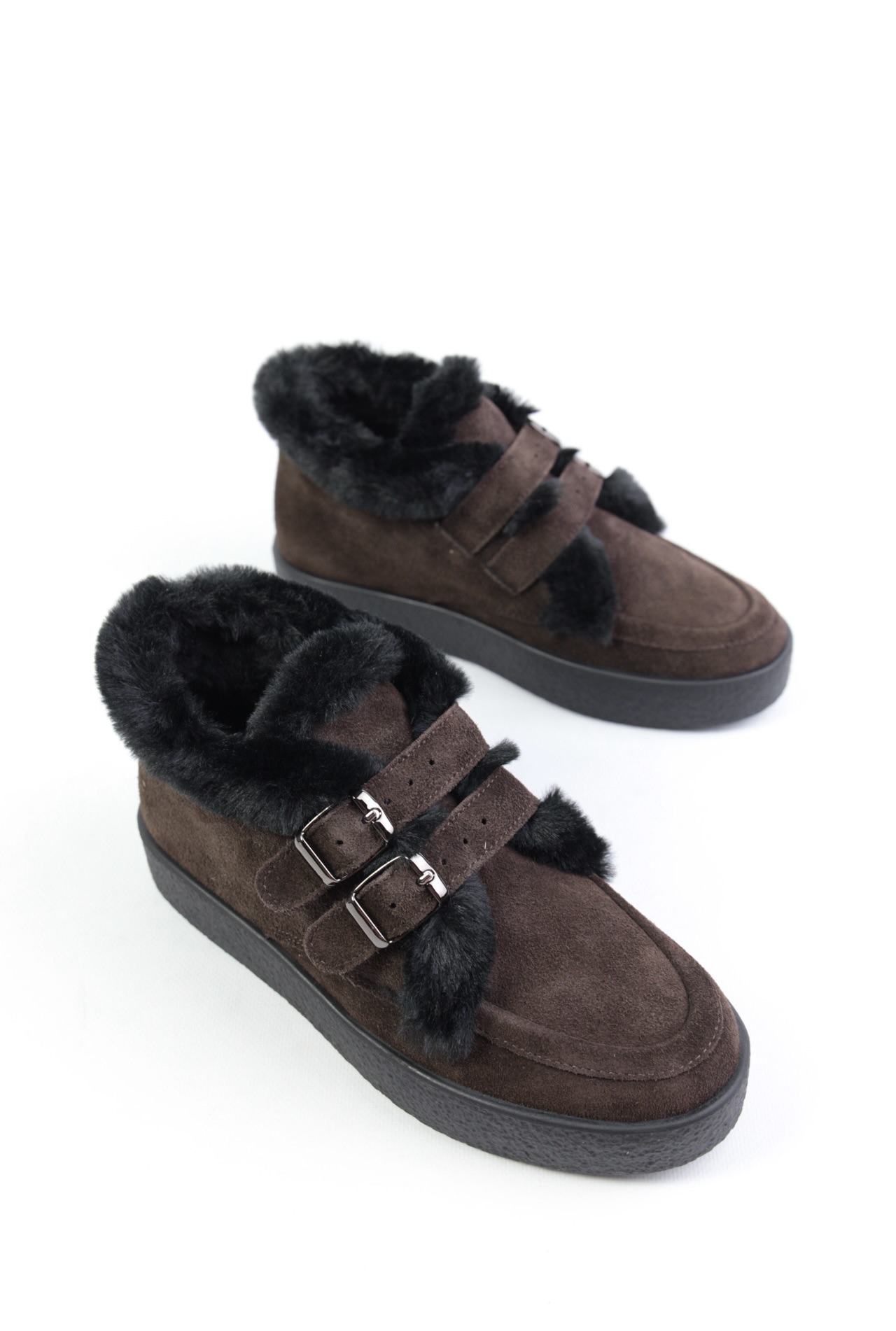 картинка Ботинки замшевые Benito от магазина Pratik