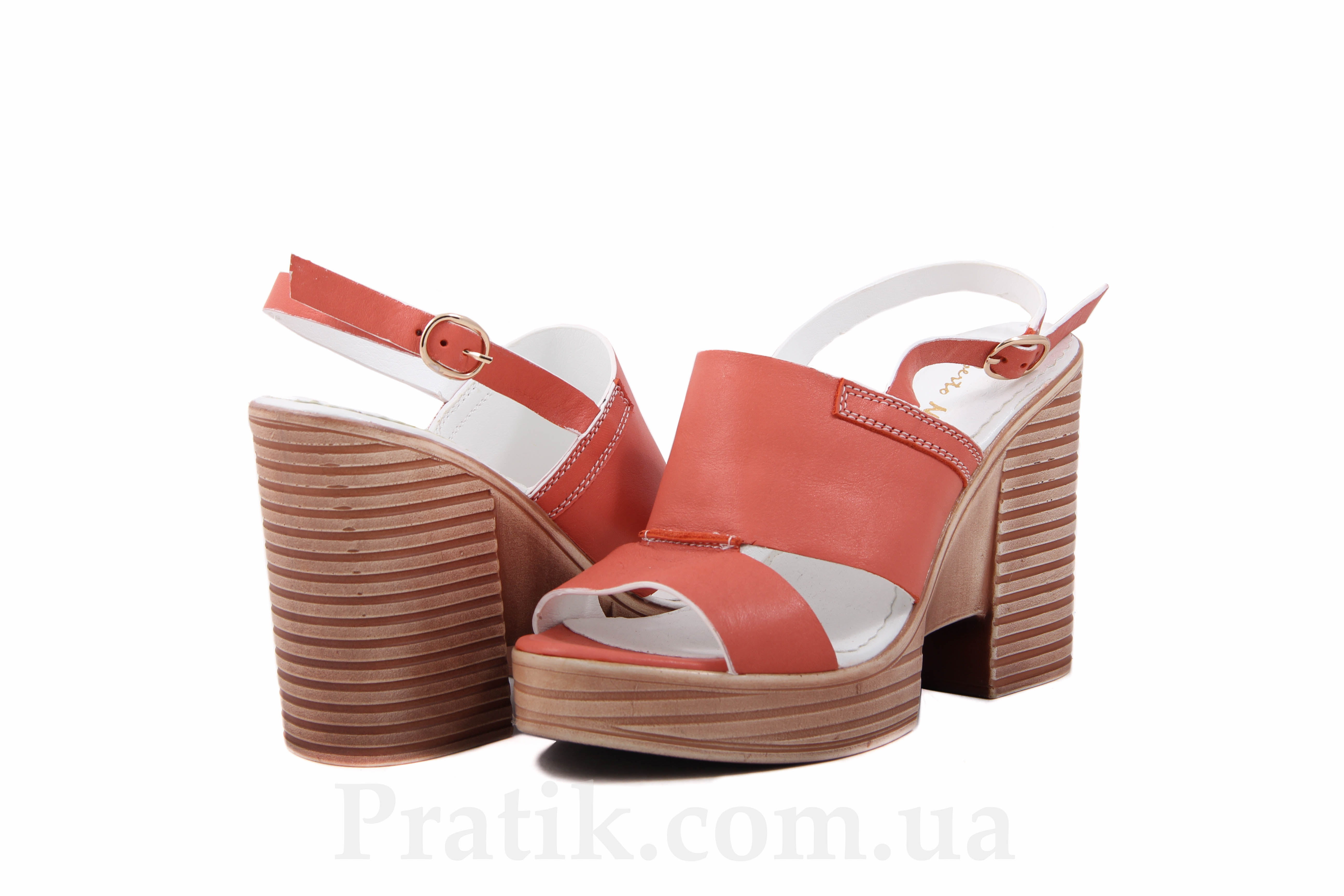 картинка Босоножки лаковые Roberto Netti от магазина Pratik