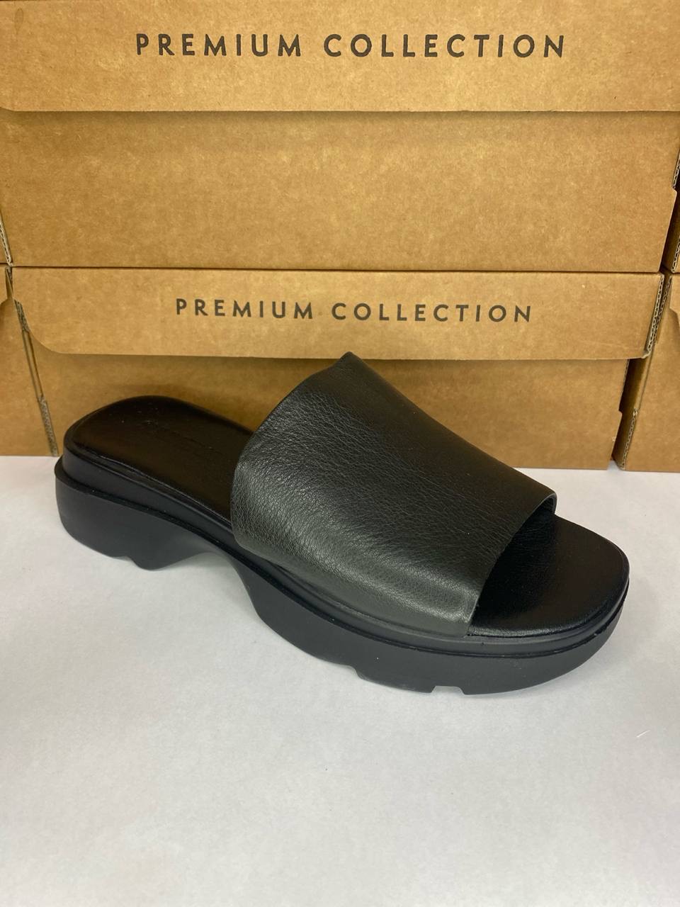 картинка Шлепанцы кожаные Benito от магазина Pratik