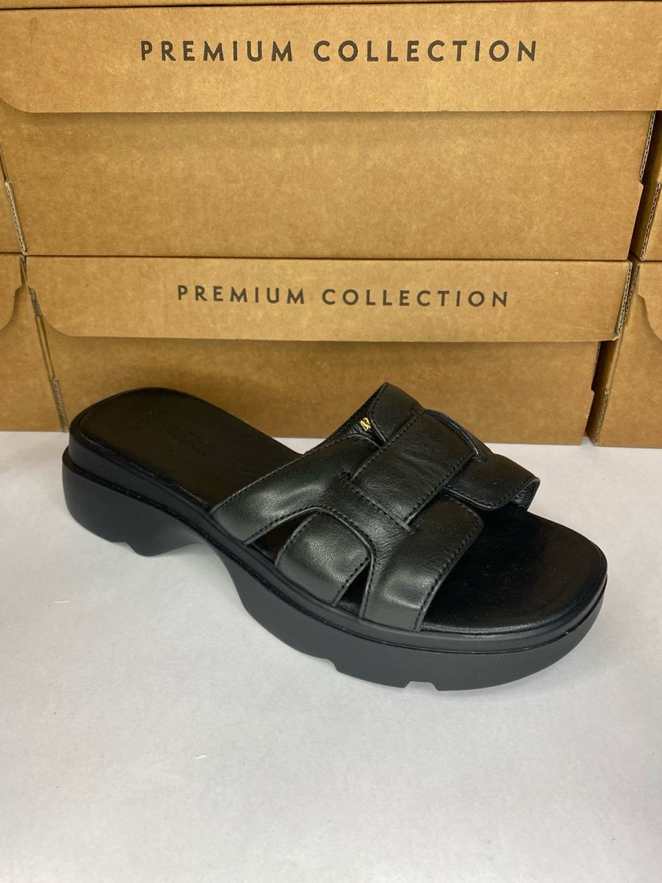 картинка Шлепанцы кожаные Benito от магазина Pratik