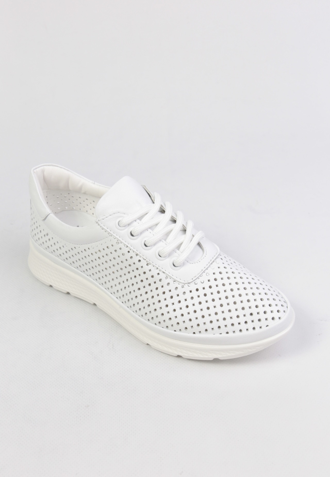 картинка Кроссовки кожаные Benito от магазина Pratik