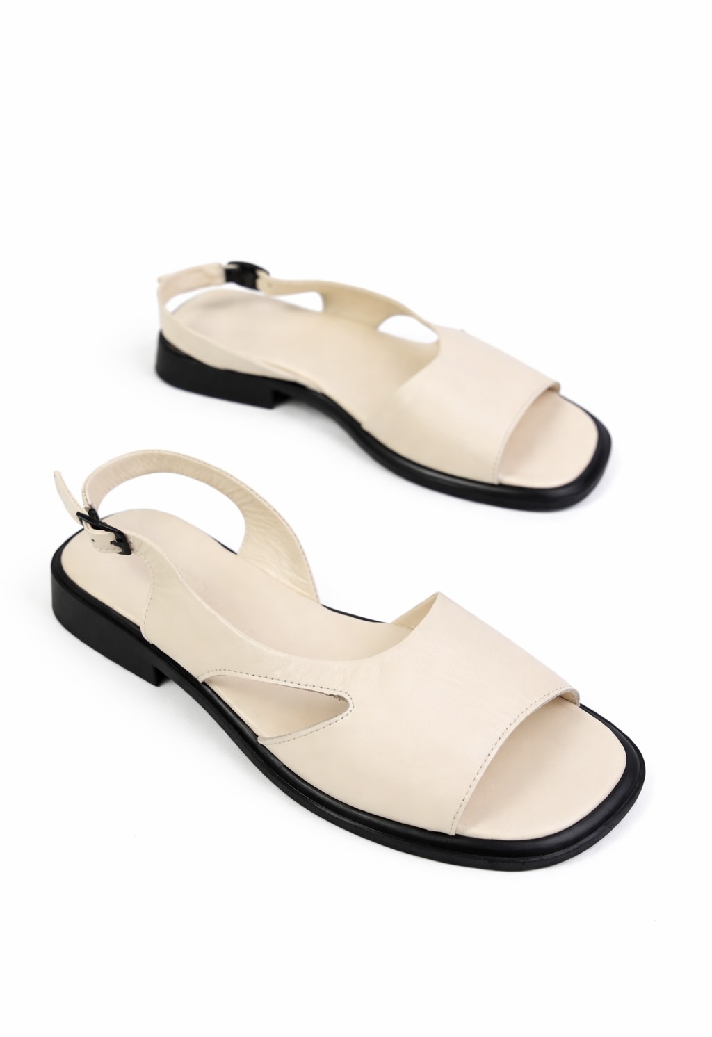 картинка Сандалии кожаные Benito от магазина Pratik