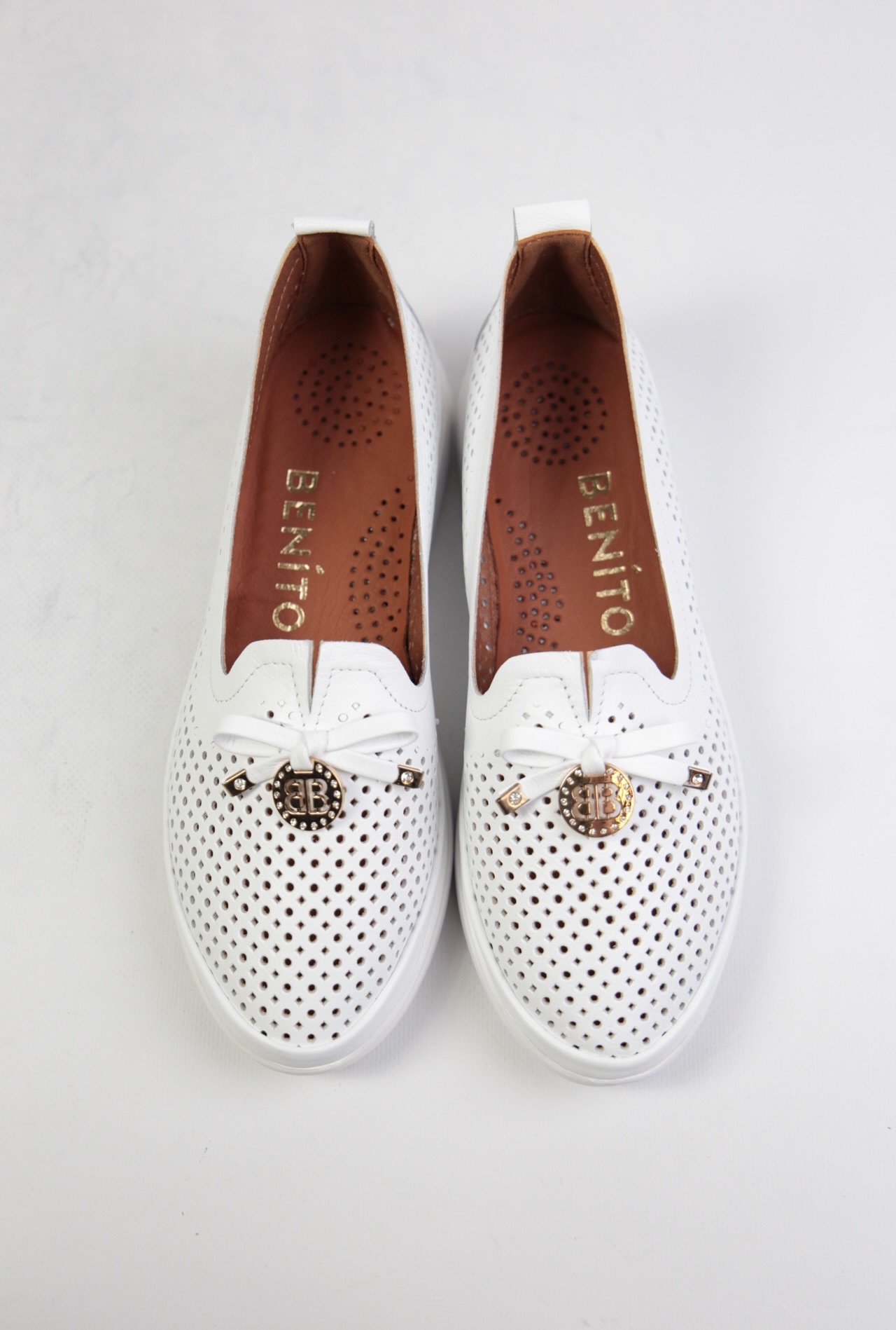 картинка Балетки кожаные Benito от магазина Pratik