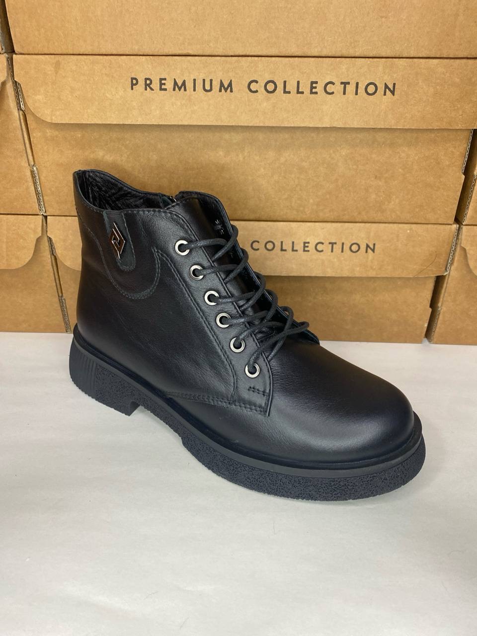 картинка Ботинки кожаные Benito от магазина Pratik