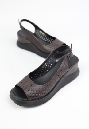 Босоножки кожаные Benito 0131/32 new- фото 1 - интернет-магазин обуви Pratik