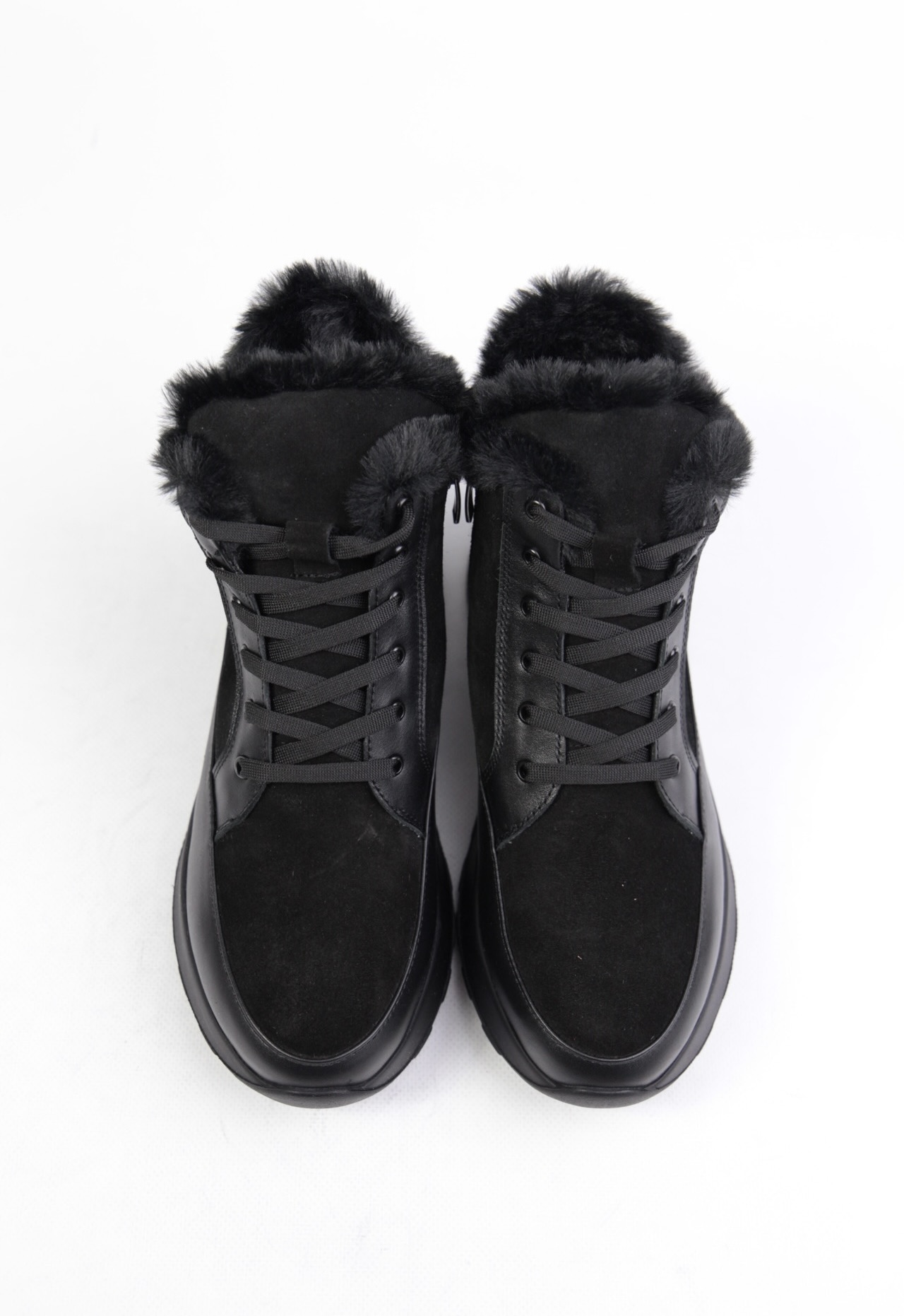 картинка Ботинки замшевые Benito от магазина Pratik