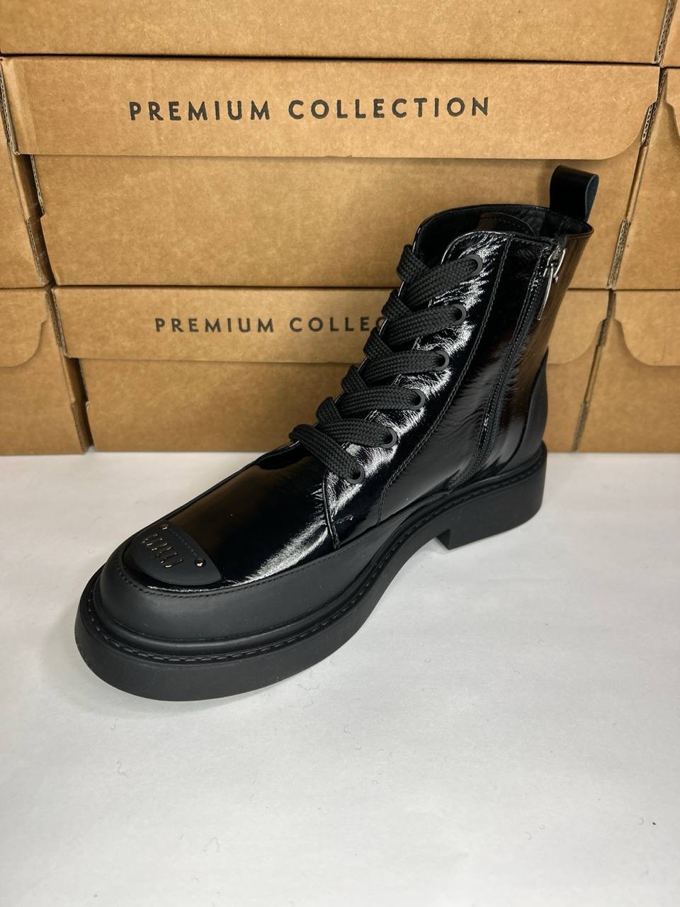 картинка Ботинки кожаные Benito от магазина Pratik