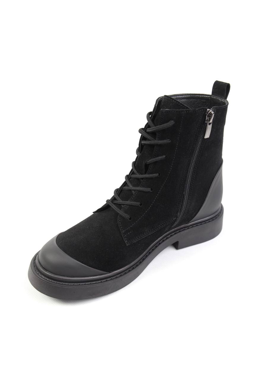 картинка Ботинки замшевые Benito от магазина Pratik