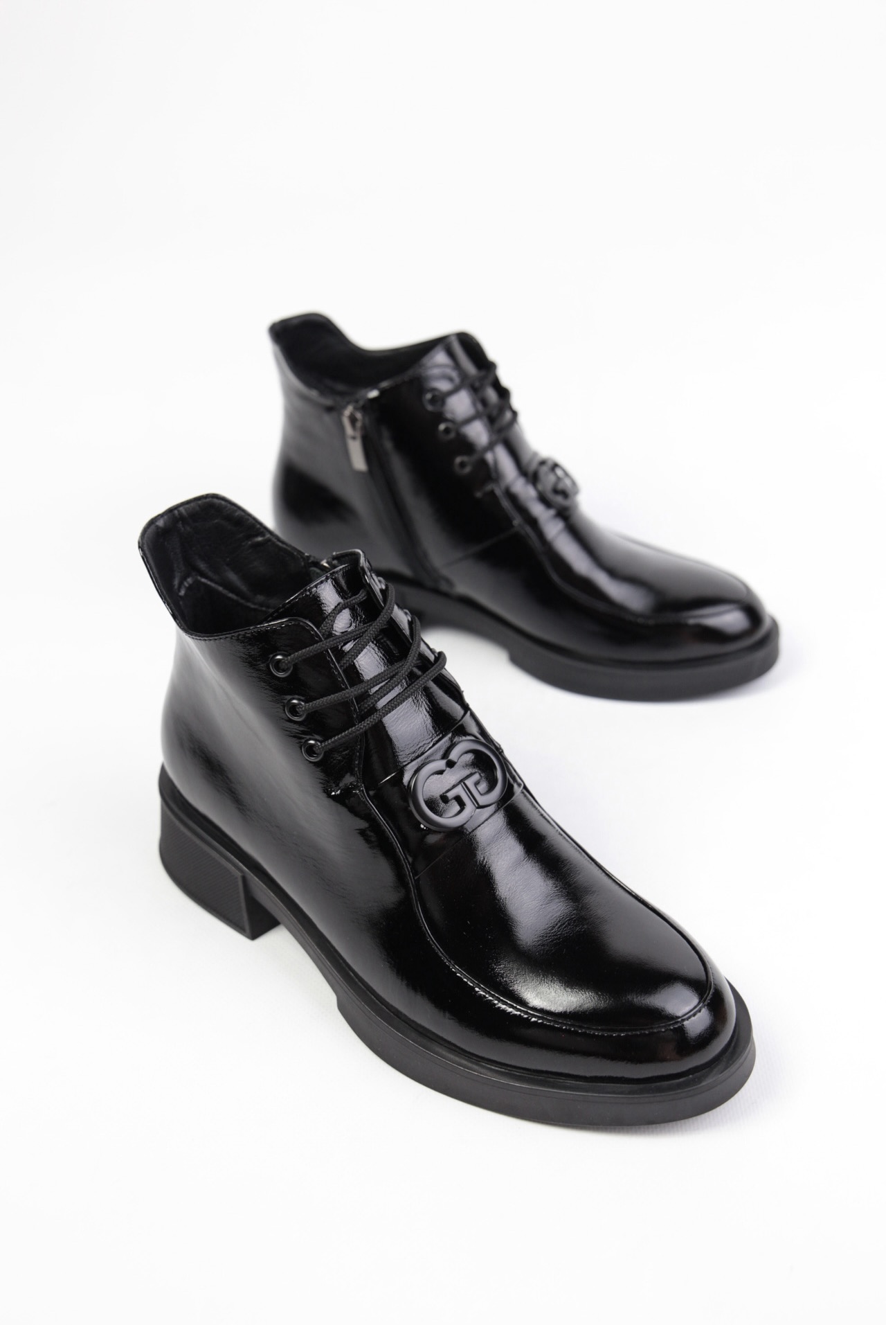 картинка Ботинки кожаные Benito от магазина Pratik