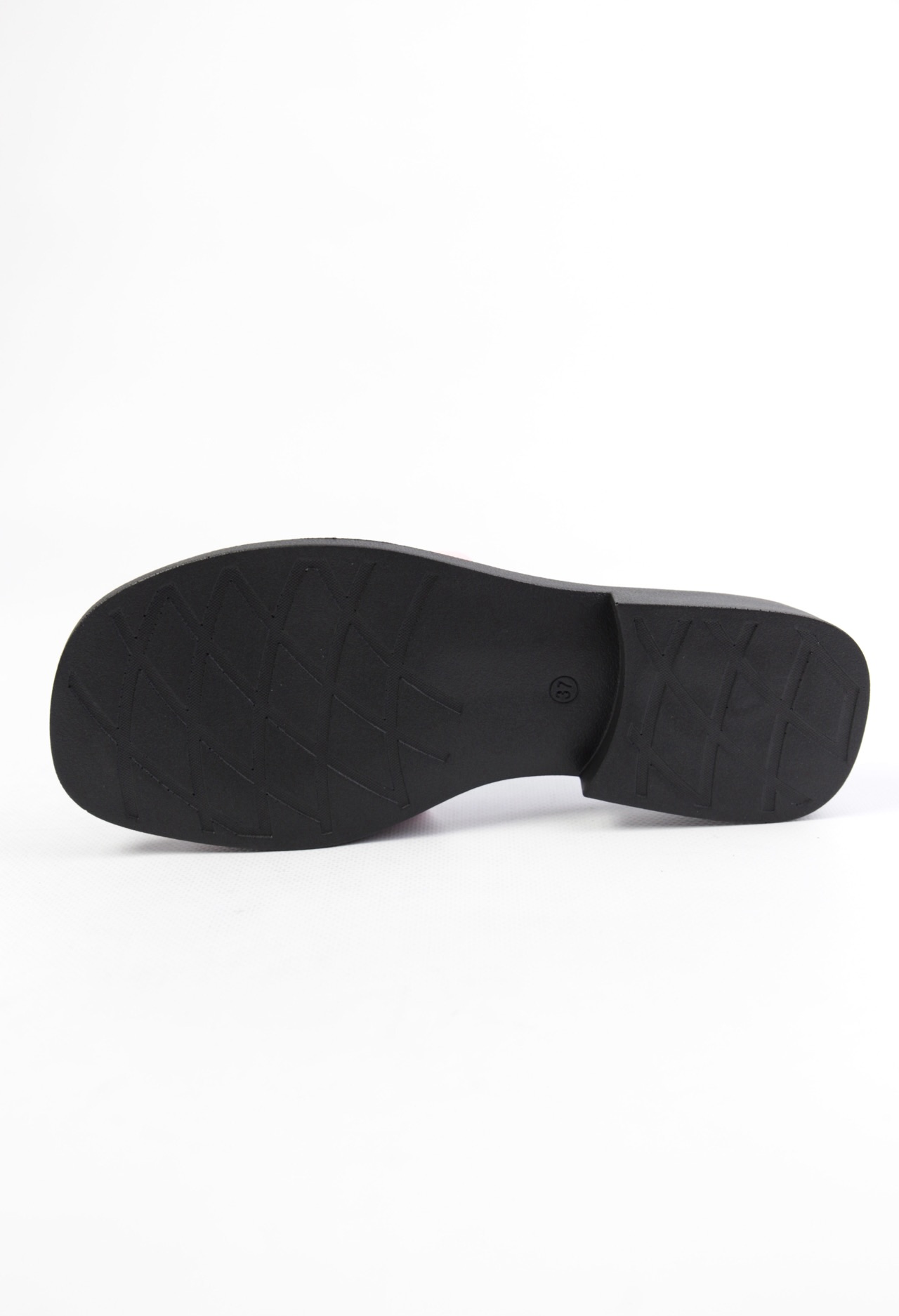 картинка Шлепанцы кожаные Benito от магазина Pratik