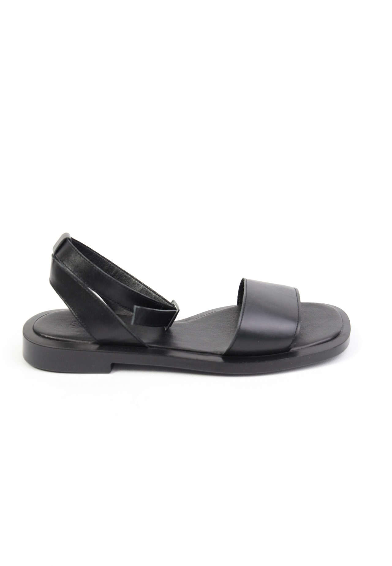 картинка Сандалии кожаные Benito от магазина Pratik