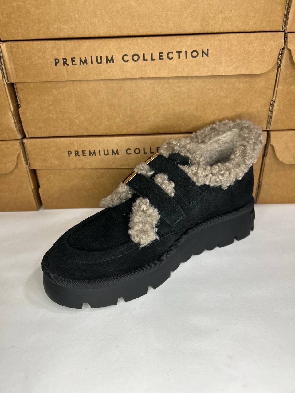 картинка Ботинки замшевые Benito от магазина Pratik