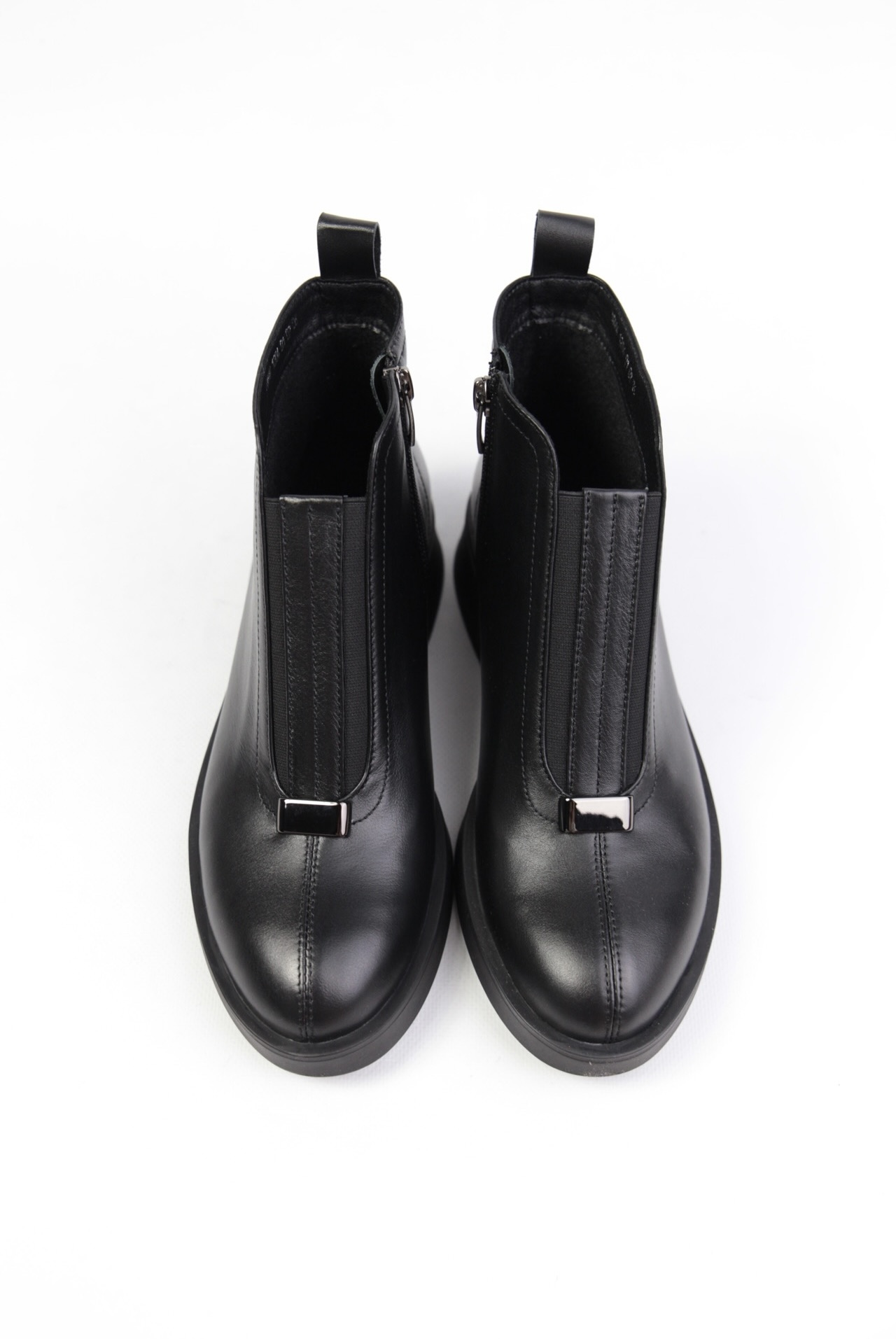 картинка Ботинки кожаные Benito от магазина Pratik