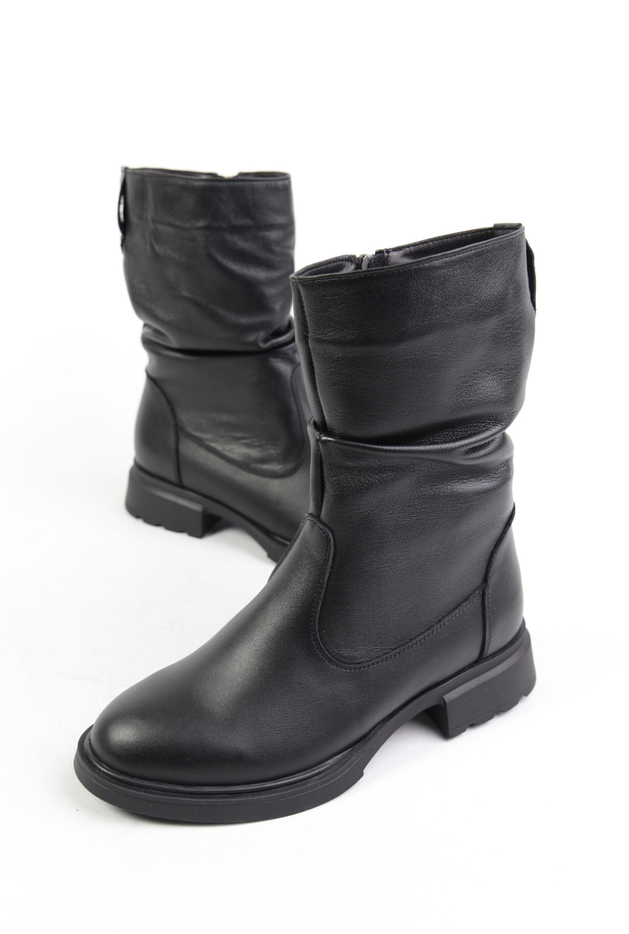 картинка Ботинки кожаные Benito от магазина Pratik