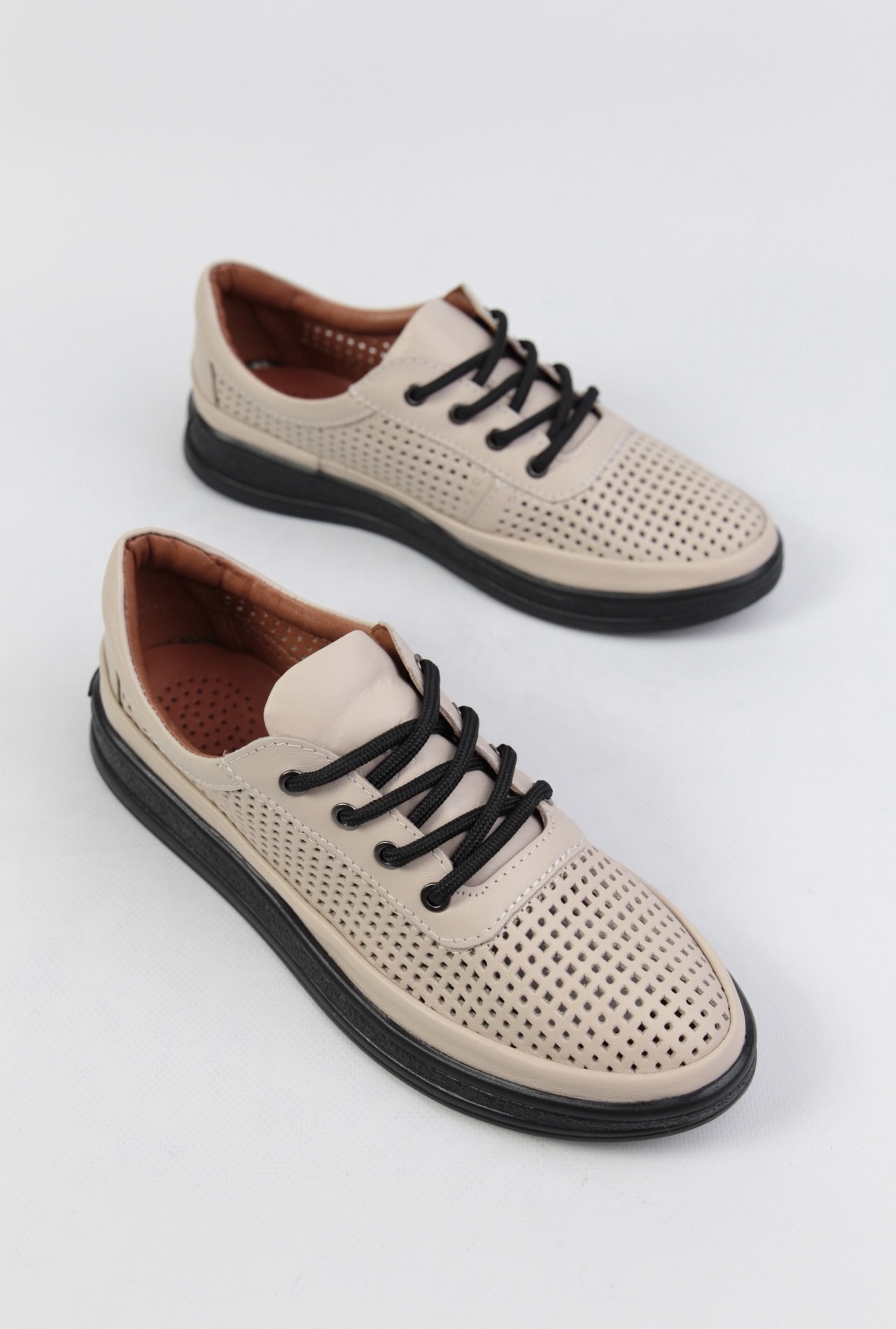 картинка Кеды кожаные Benito от магазина Pratik