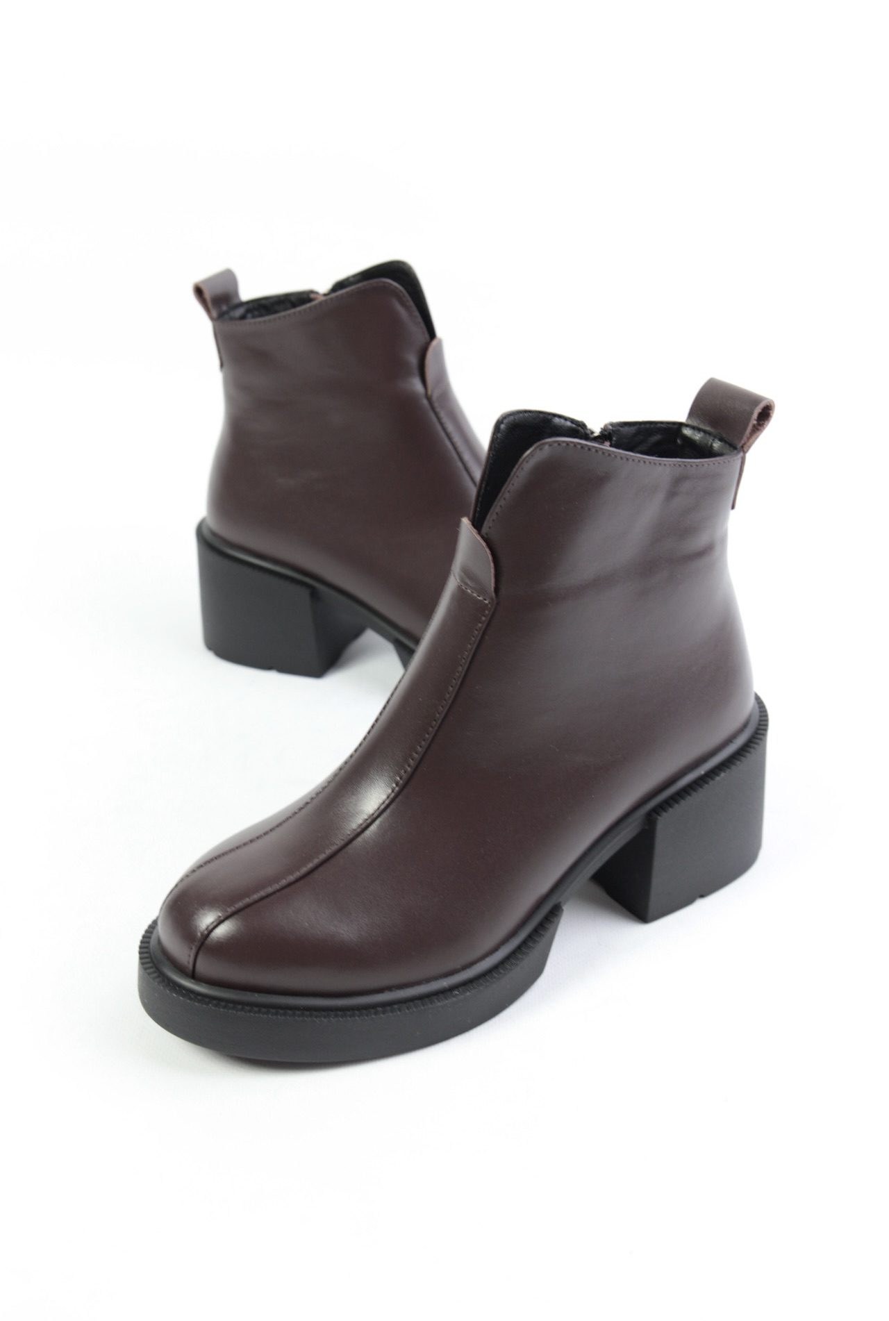 картинка Ботильоны кожаные Benito от магазина Pratik