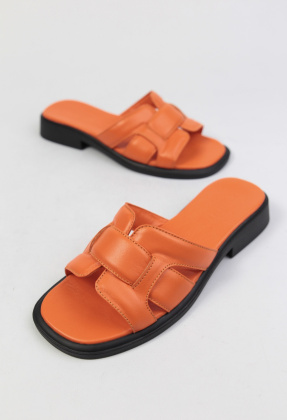 Шлепанцы кожаные Benito 0048-4/76 new- фото 1 - интернет-магазин обуви Pratik