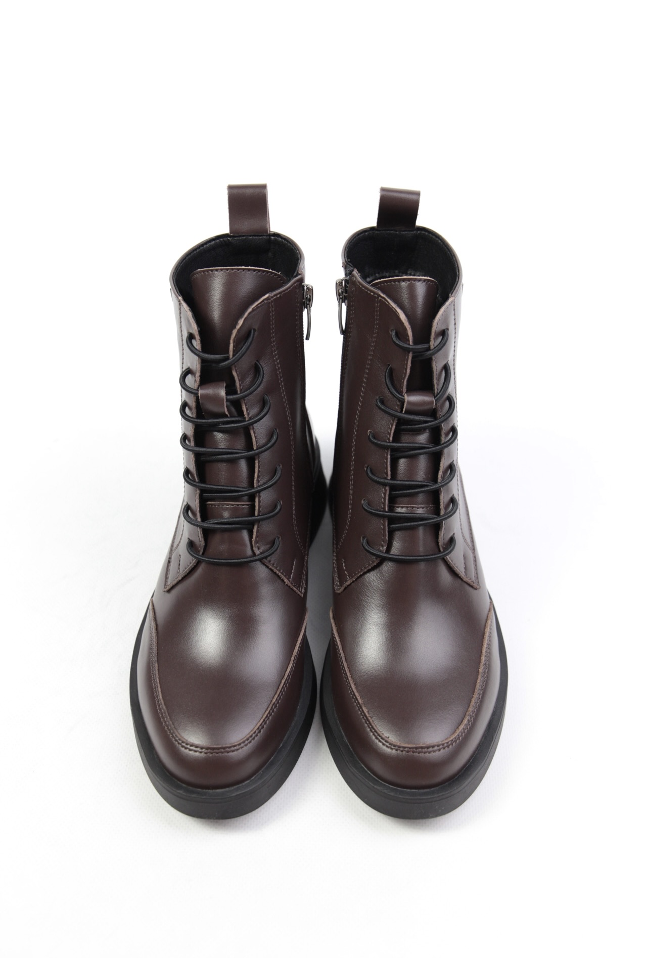 картинка Ботинки кожаные Benito от магазина Pratik