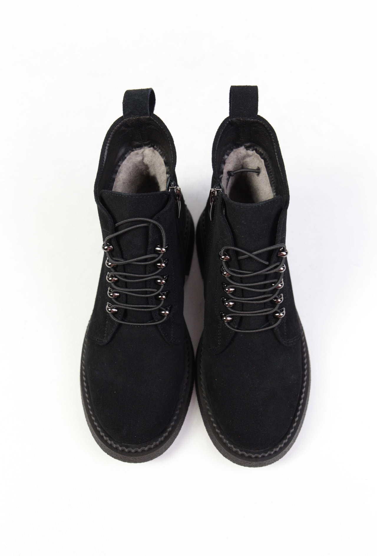 картинка Ботинки замшевые Benito от магазина Pratik