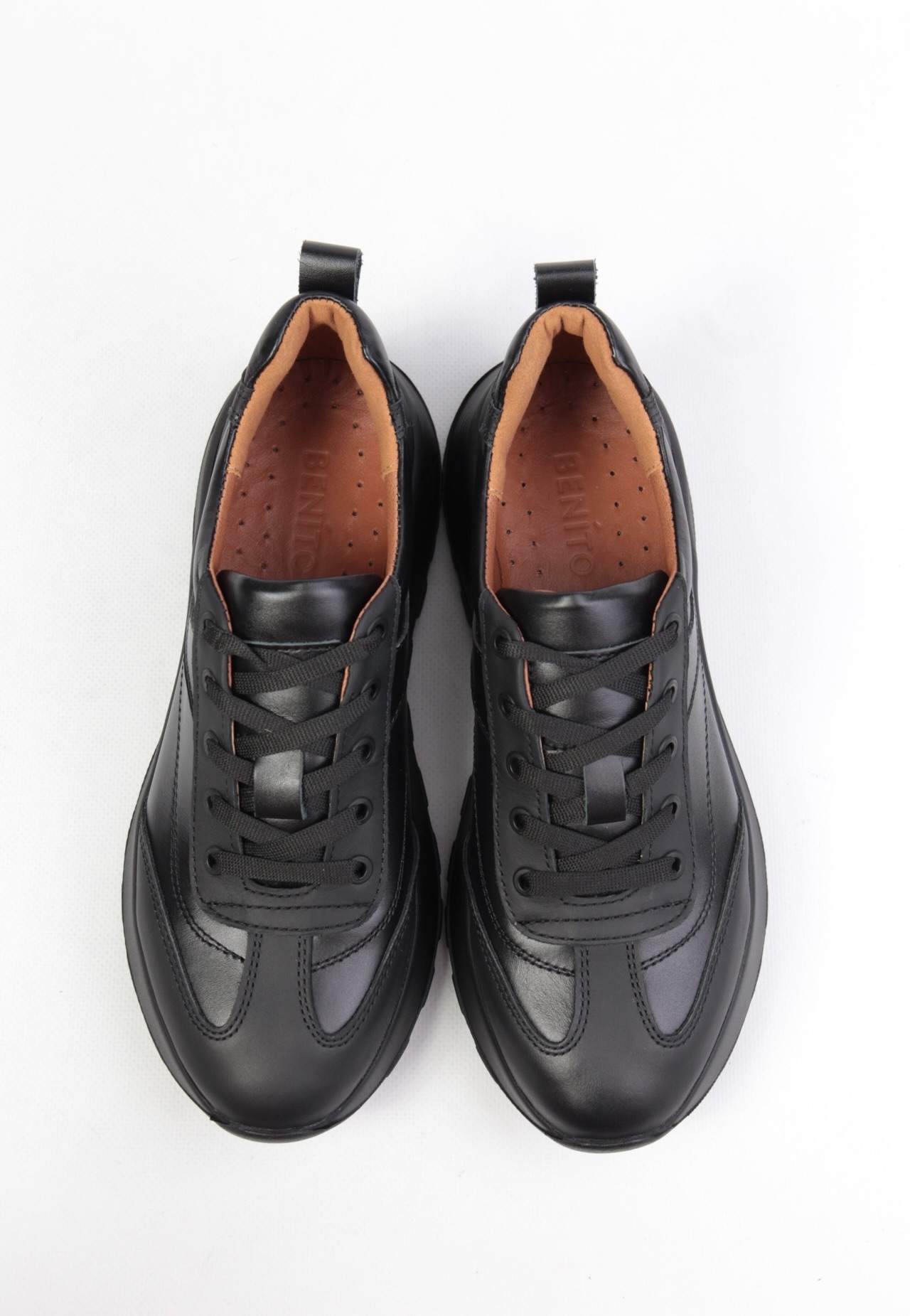 картинка Кроссовки кожаные Benito от магазина Pratik