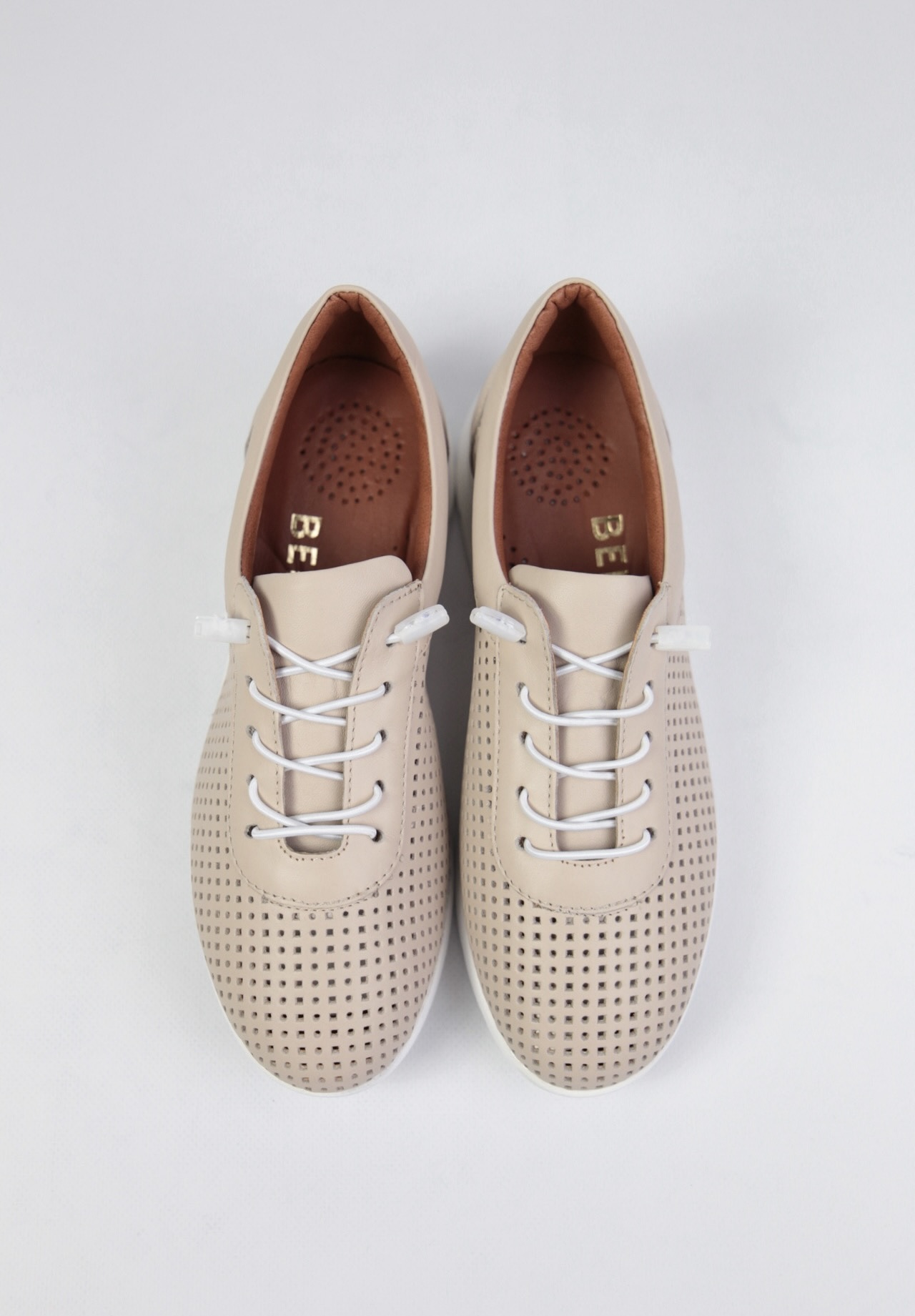 картинка Кроссовки кожаные Benito от магазина Pratik