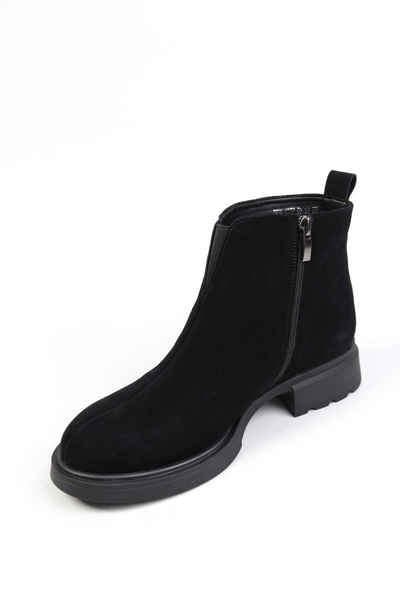 картинка Ботинки замшевые Benito от магазина Pratik