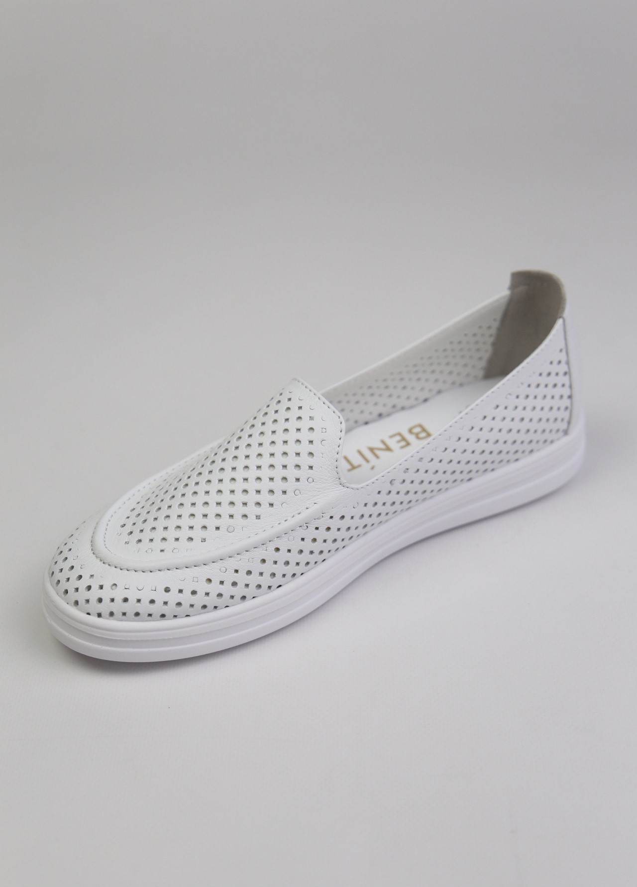 картинка Балетки кожаные Benito от магазина Pratik