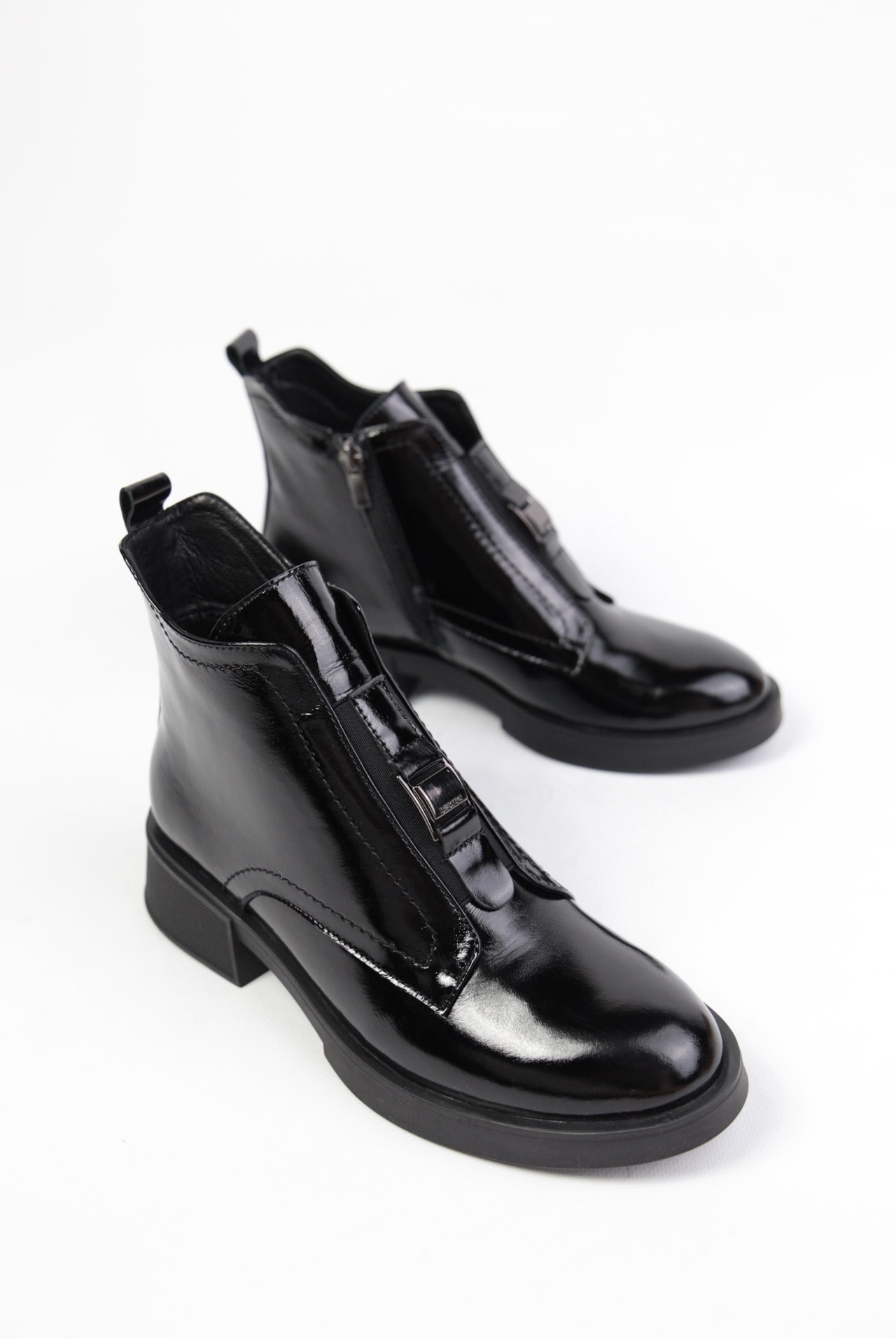 картинка Ботинки кожаные Benito от магазина Pratik