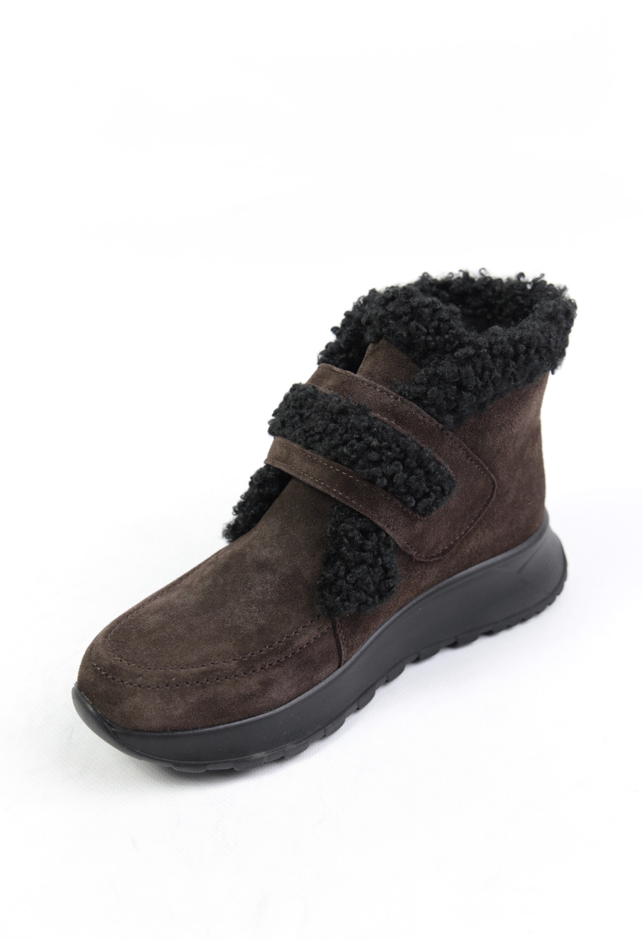 картинка Ботинки замшевые Benito от магазина Pratik