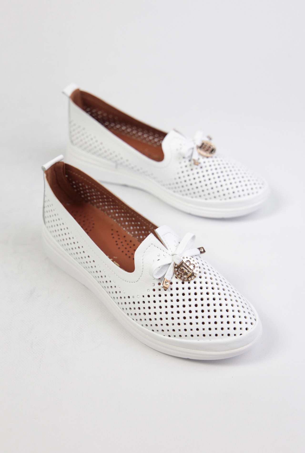 картинка Балетки кожаные Benito от магазина Pratik