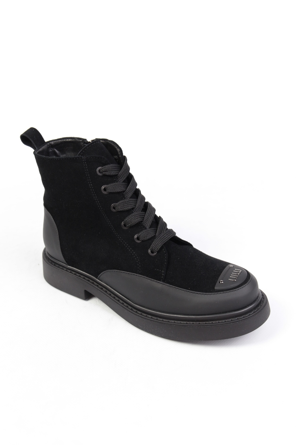 картинка Ботинки замшевые Benito от магазина Pratik