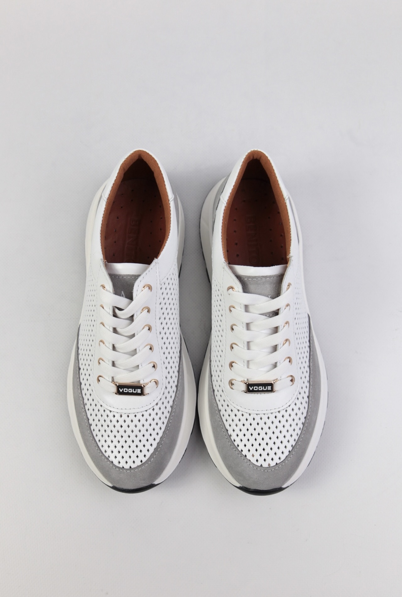 картинка Кроссовки кожаные Benito от магазина Pratik