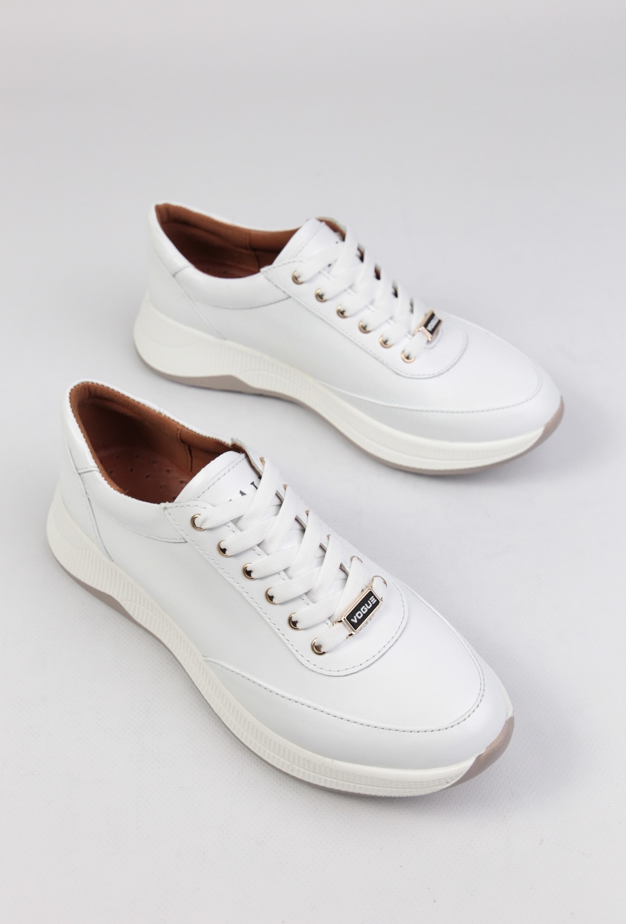 картинка Кроссовки кожаные Benito от магазина Pratik