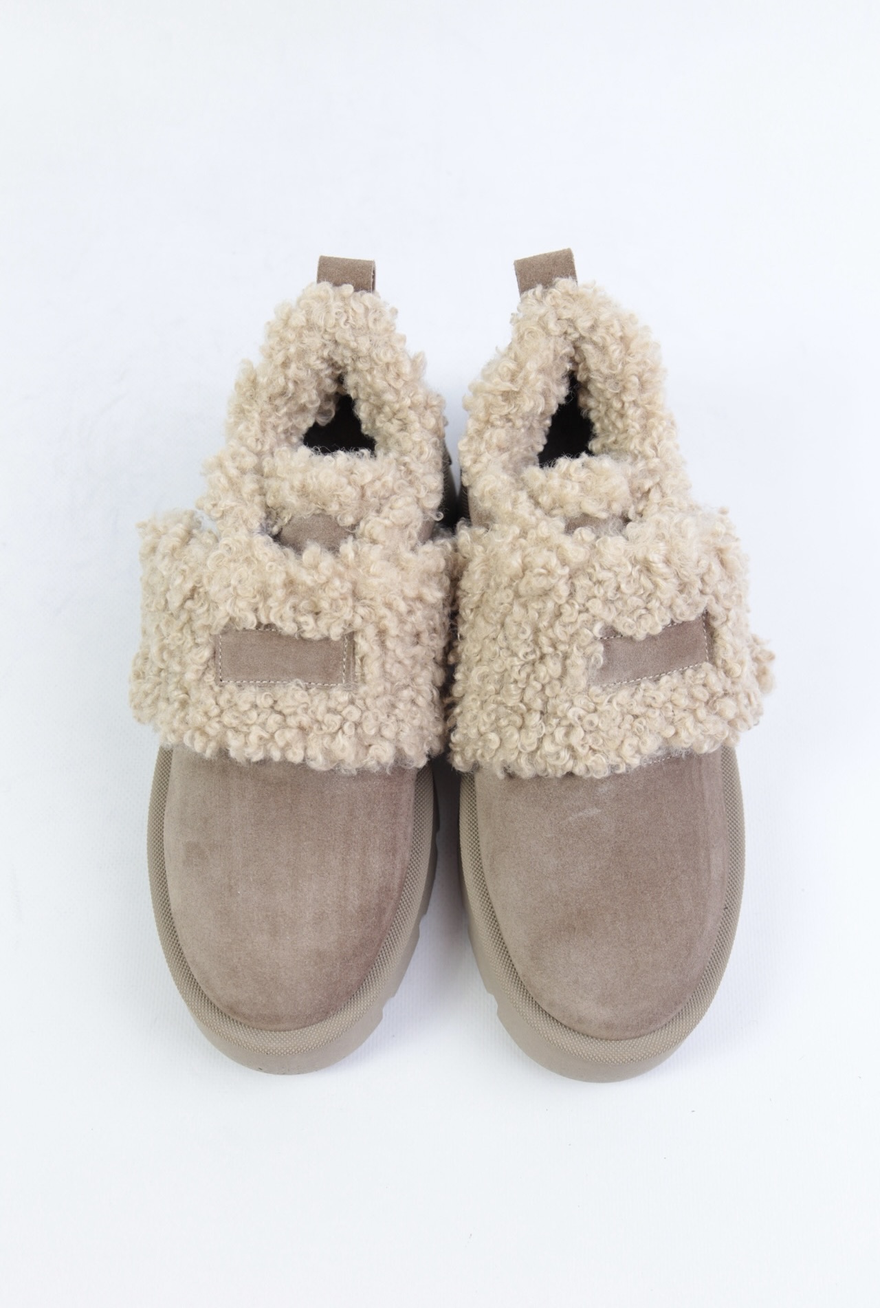 картинка Ботинки замшевые Benito от магазина Pratik