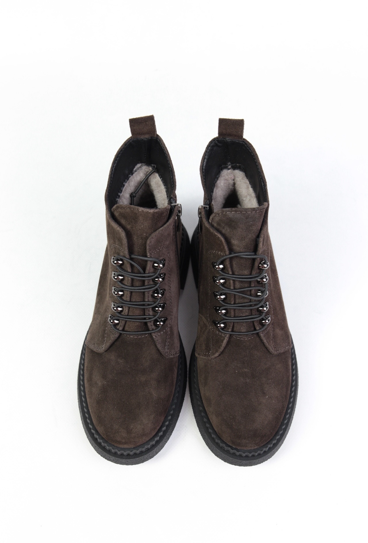 картинка Ботинки замшевые Benito от магазина Pratik