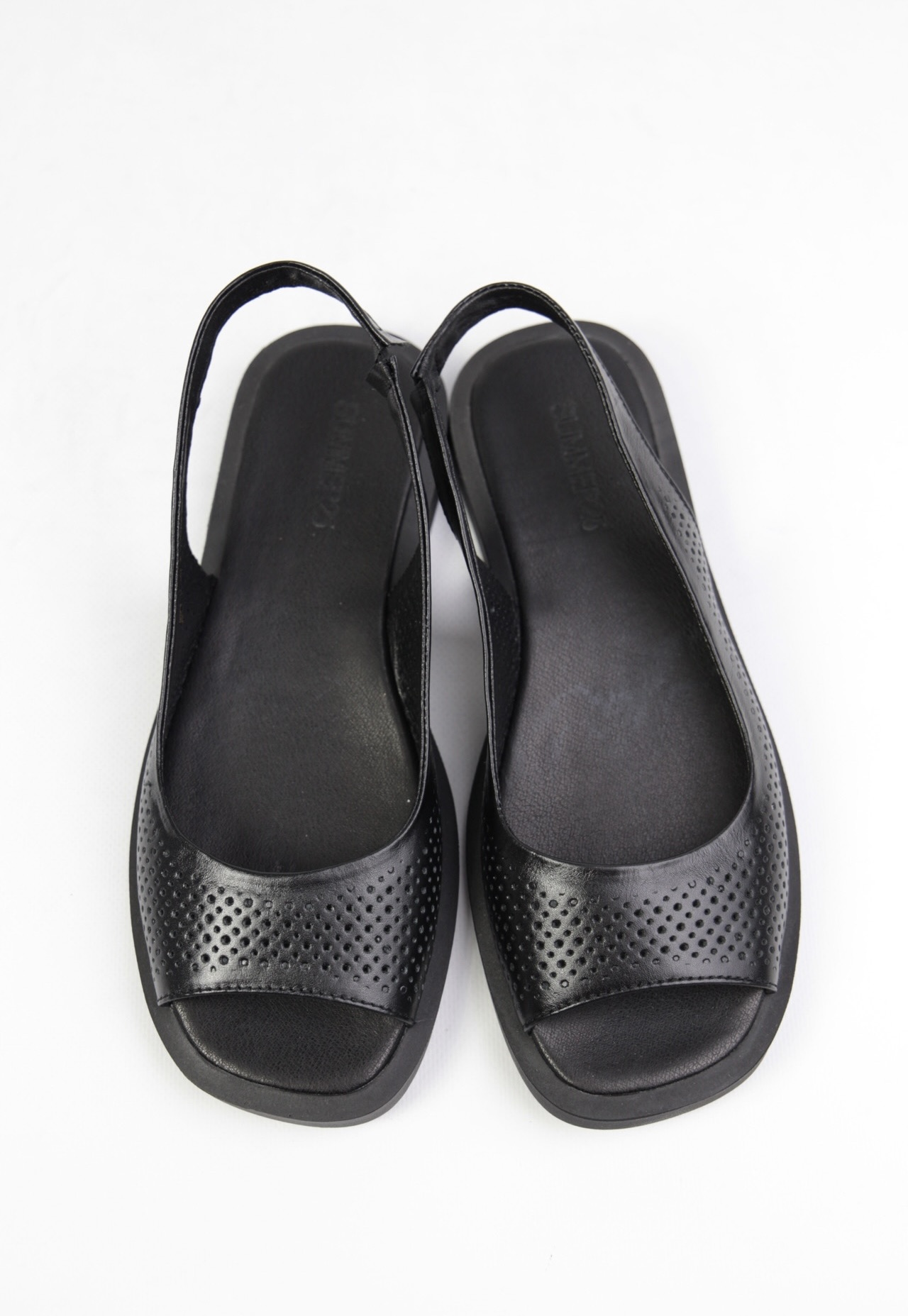 картинка Сандалии кожаные Benito от магазина Pratik